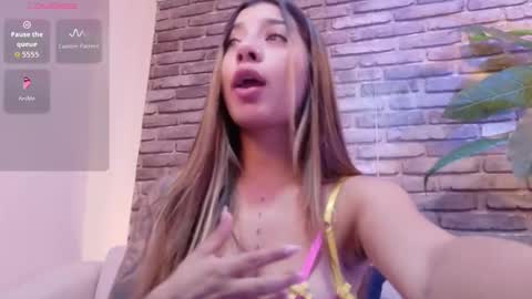 Alexa online show from October 2025 12:06:01 PM