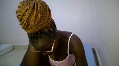 bunny_bliss1 online show from May 2026 09:00:02 PM