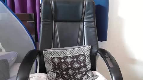 Revo  Hi dear everyone..Im on a break due to exams and studies and some functions in family..will back soon..stay tuned...Ty online show from December 2025 09:50:02 AM