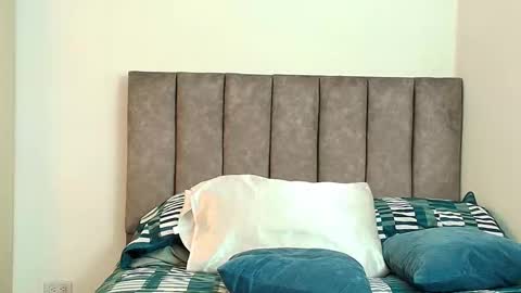 Carolina online show from March 2026 04:28:02 AM