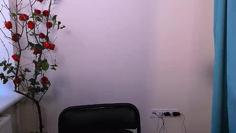 Ariel online show from October 2025 04:47:01 AM