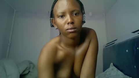 bunnydiva_ online show from May 2026 02:31:02 AM