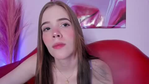 Snapshot of bunnyleahxxx chatting on February 2025 08:42:02 PM ANASTASIA online show from February 2025 08:42:02 PM