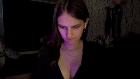 Bella online show from June 2026 06:05:02 AM