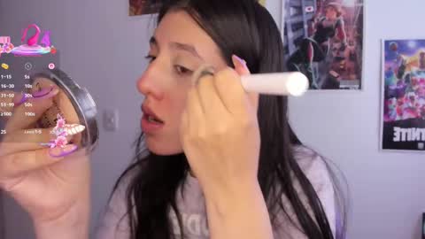 Snapshot of bunnyy09 chatting on February 2025 05:43:01 PM Jess online show from February 2025 05:43:01 PM