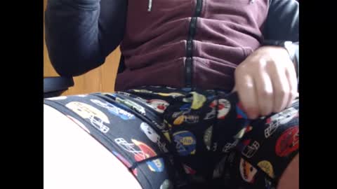 burbsguy2016 online show from December 2024 07:26:02 PM