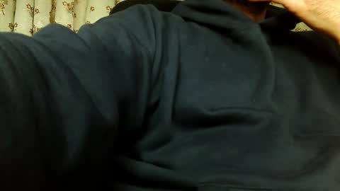 Snapshot of burlymonster chatting on February 2026 04:51:02 AM Hairy Arabian online show from February 2026 04:51:02 AM