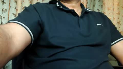 Snapshot of burlymonster chatting on February 2026 07:40:01 AM Hairy Arabian online show from February 2026 07:40:01 AM