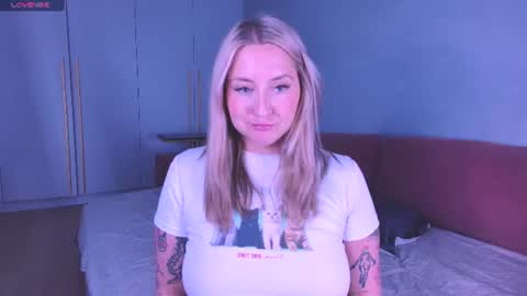 Lissa online show from June 2026 08:11:01 PM
