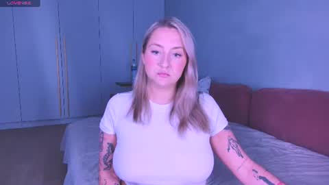 Lissa online show from June 2026 07:56:01 PM