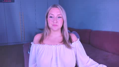 Lissa online show from July 2026 07:27:02 PM