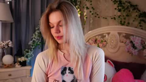 Jessica online show from November 2025 02:16:01 PM