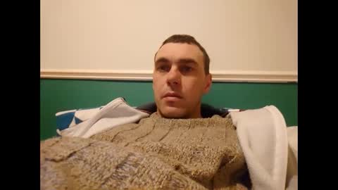 Snapshot of burtz909 chatting on December 2024 03:45:02 PM burtz909 online show from December 2024 03:45:02 PM