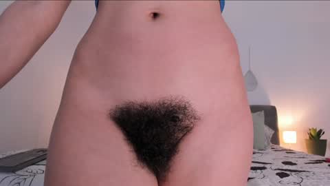 Larisa online show from February 2025 07:00:01 PM