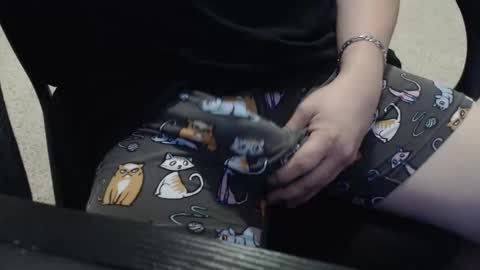 Snapshot of bustinpp chatting on December 2024 07:48:01 AM bustinpp online show from December 2024 07:48:01 AM