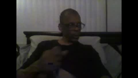 Snapshot of busturgutzgd11 chatting on December 2024 06:35:02 AM Busturgutzgd1 online show from December 2024 06:35:02 AM
