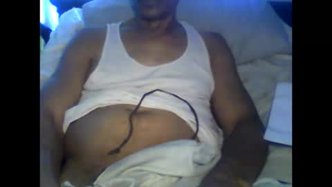 Snapshot of busturgutzgd11 chatting on October 2025 11:04:01 PM Busturgutzgd1 online show from October 2025 11:04:01 PM