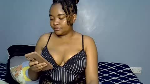 busty kenzi online show from June 2026 12:05:02 PM