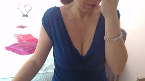 Snapshot of bustygf chatting on July 2026 01:32:01 PM anna online show from July 2026 01:32:01 PM