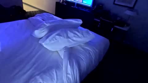 Snapshot of busy40somethingcpl chatting on November 2025 04:58:02 AM busy40somethingcpl online show from November 2025 04:58:02 AM