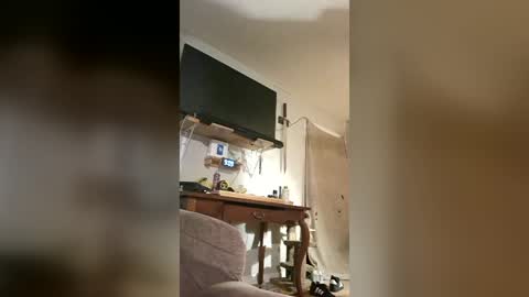butnekked4u online show from July 2026 01:07:01 AM