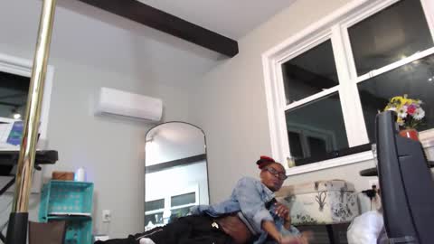 Snapshot of butt3rcup chatting on November 2025 03:31:01 AM Goddess online show from November 2025 03:31:01 AM