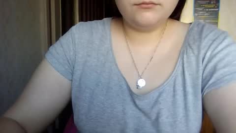 butterfly18988 online show from November 2025 08:25:01 AM