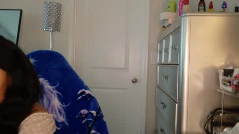 butterfly booty online show from April 2026 09:27:01 PM