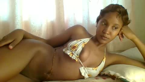 Snapshot of buttter_cup chatting on September 2025 06:02:02 AM Claudia online show from September 2025 06:02:02 AM