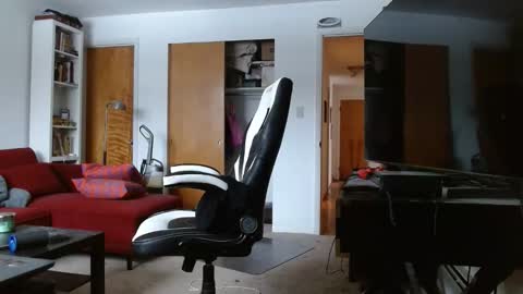 Snapshot of bwall1425 chatting on February 2026 09:07:01 PM bwall1425 online show from February 2026 09:07:01 PM