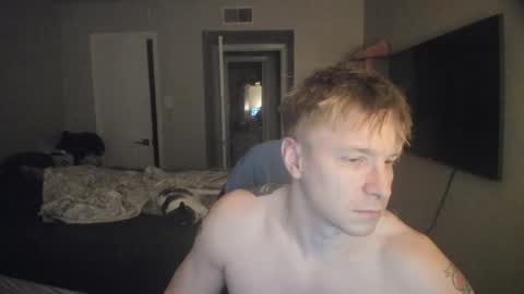 Snapshot of c00ki3m0nstr chatting on February 2026 03:43:01 AM c00ki3m0nstr online show from February 2026 03:43:01 AM