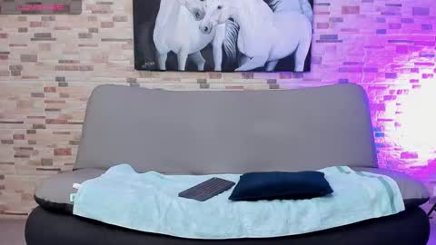 Snapshot of c_ooll01 chatting on October 2025 03:37:02 AM Alexis Eric - Independent Model online show from October 2025 03:37:02 AM