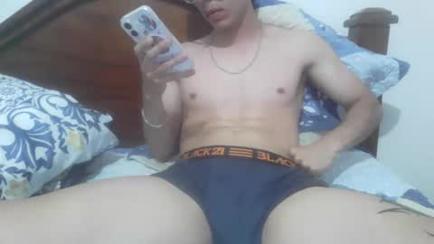 Snapshot of ca7o chatting on April 2026 12:39:01 AM ca7o online show from April 2026 12:39:01 AM