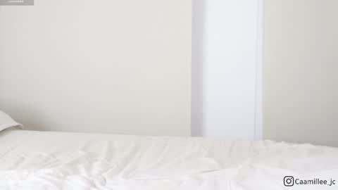 Camille online show from December 2025 04:32:01 AM