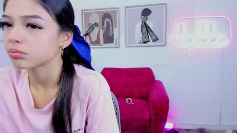 Caaty online show from October 2025 07:36:02 PM