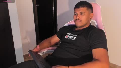 Snapshot of caballero_____ chatting on December 2024 04:08:02 AM INSTAGRAM CABALLERO 1998 online show from December 2024 04:08:02 AM