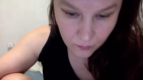 Lamb online show from October 2025 06:05:02 PM