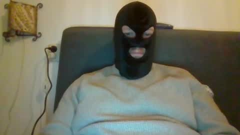 Snapshot of cagegag31 chatting on February 2026 09:00:02 PM cagegag31 online show from February 2026 09:00:02 PM