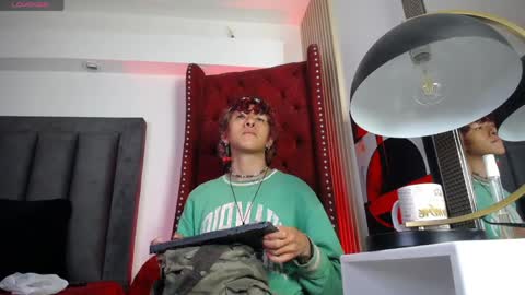 Snapshot of cain_dantalion chatting on April 2026 03:44:02 AM Cain online show from April 2026 03:44:02 AM