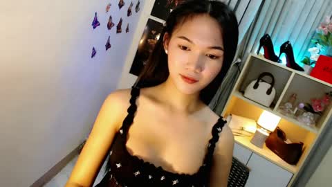 caitlin online show from April 2026 11:46:02 AM