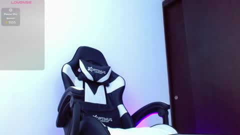 Valerio  online show from March 2025 07:17:02 PM