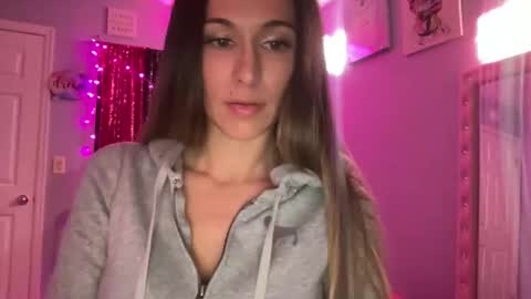 calibarbie24 online show from November 2025 06:48:01 AM