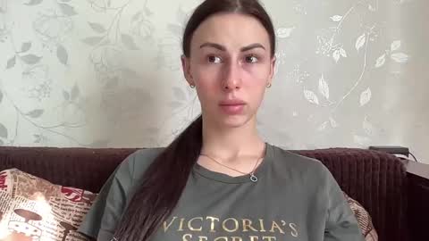 Anna online show from February 2025 11:20:01 AM