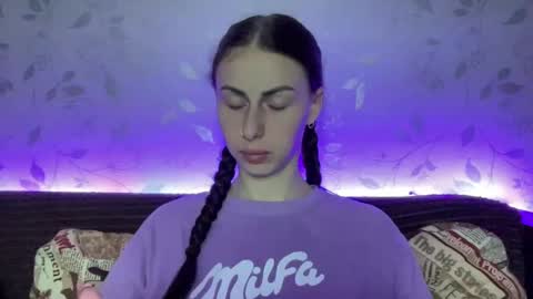 Anna online show from March 2025 08:01:02 PM