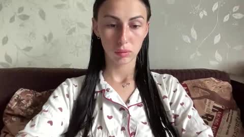 Anna online show from September 2025 11:44:01 AM