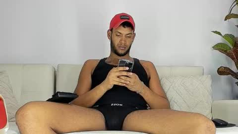 Snapshot of callmeby_lebron chatting on October 2025 07:06:01 AM LeBron online show from October 2025 07:06:01 AM