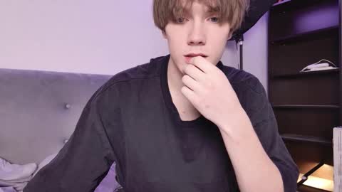 Nick online show from October 2025 09:32:01 AM