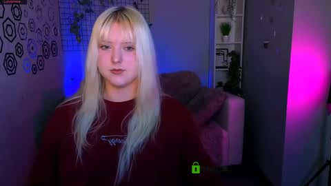 Snapshot of callmevivien chatting on April 2026 09:36:02 AM callmevivien online show from April 2026 09:36:02 AM