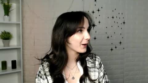 callmevivien online show from May 2026 07:08:01 PM