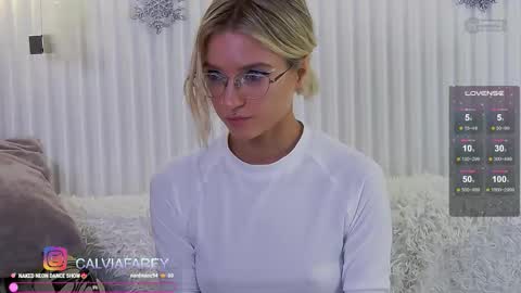 Snapshot of calvia_farey chatting on December 2025 11:14:02 PM calvia_farey online show from December 2025 11:14:02 PM